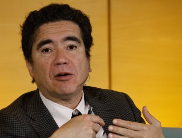 Ignacio Briones advierte "problema estructural" con el desempleo y afirma que "no cabe duda de que estamos en una emergencia"