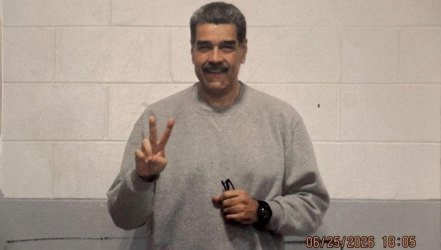 Difunden imágenes de Nicolás Maduro desde la cárcel en Estados Unidos