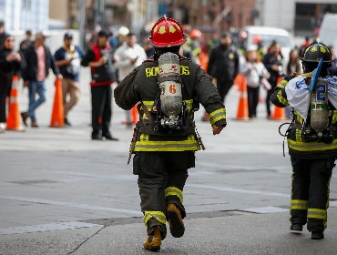 Más de 2.500 bomberos desafiaron los cerros de Valparaíso en “Cerro Arriba 2026”