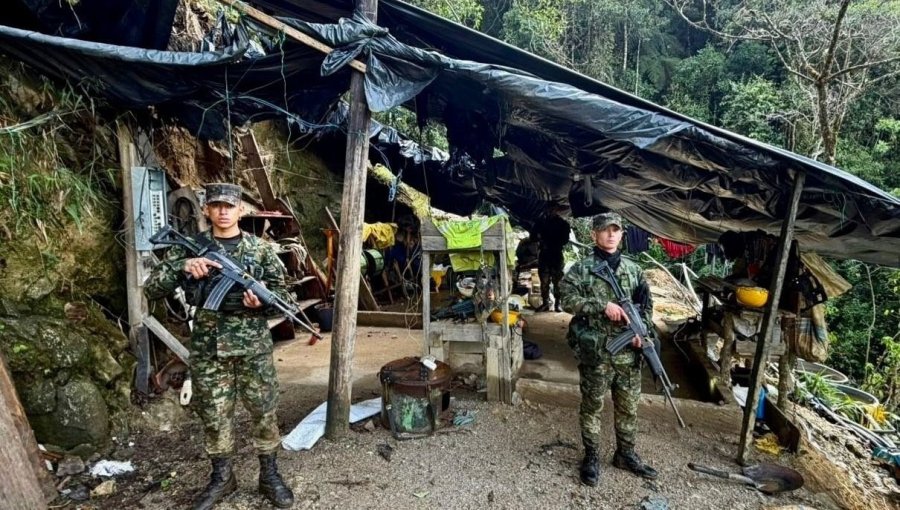 Colombia reporta la muerte del líder de las disidencias de las FARC en megaoperativo