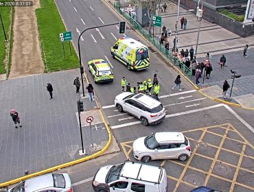 Atropello frente al hospital obligó a cortar el tránsito en calle Álvarez de Viña del Mar