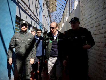 Ministro de Seguridad revisó condiciones de seguridad y reinserción en cárcel de Quillota