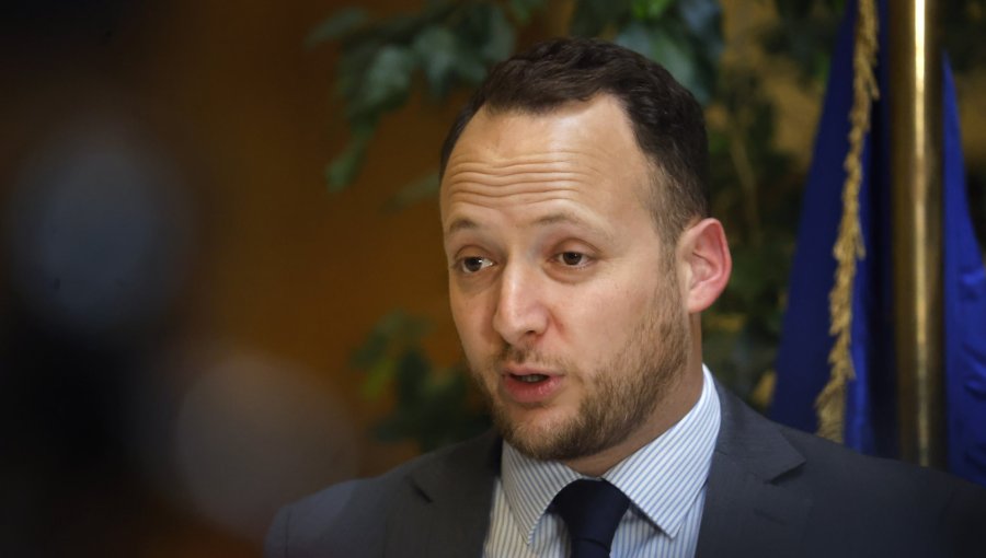 Jefe de bancada de Evópoli cuestiona asistencia de Presidente Kast a Foro Madrid y espera que manifieste "una posición moderada"