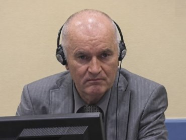 Comisión Europea advierte a Serbia de que "glorificar a criminales de guerra" como Mladic "no tiene cabida" en la UE