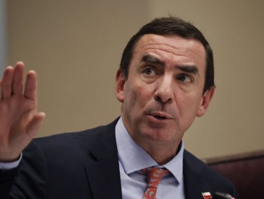 Ministro de Justicia evita fijar fecha para resolver eventuales indultos y descarta presiones desde sectores políticos