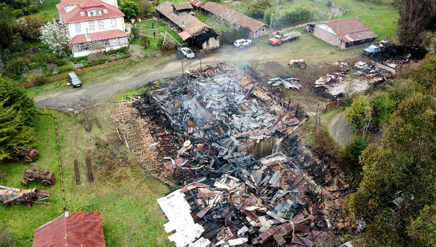Condenan a 18 sujetos por atentado incendiario contra molino Grollmus en Contulmo