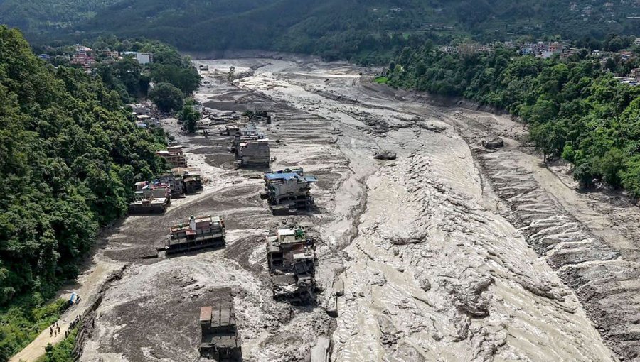 Nepal eleva a más de 1.100 los muertos por la riada y cifra en casi 3.900 los desaparecidos