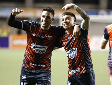 D. Limache vence a Ñublense y trepa al séptimo lugar de la tabla de posiciones en la Liga de Primera