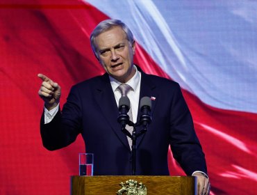 Kast en Foro Madrid afirma que "los chilenos no me eligieron para derrotar a la izquierda" sino que para "enfrentar el crimen organizado"