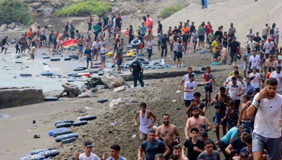 Donald Trump tilda a España de "país arruinado" y arremete contra su gestión ante la crisis migratoria en Ceuta