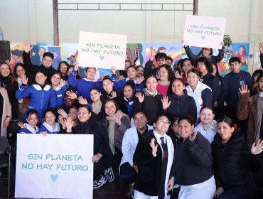 Municipio de Valparaíso lanza fondo para financiar proyectos juveniles contra el cambio climático
