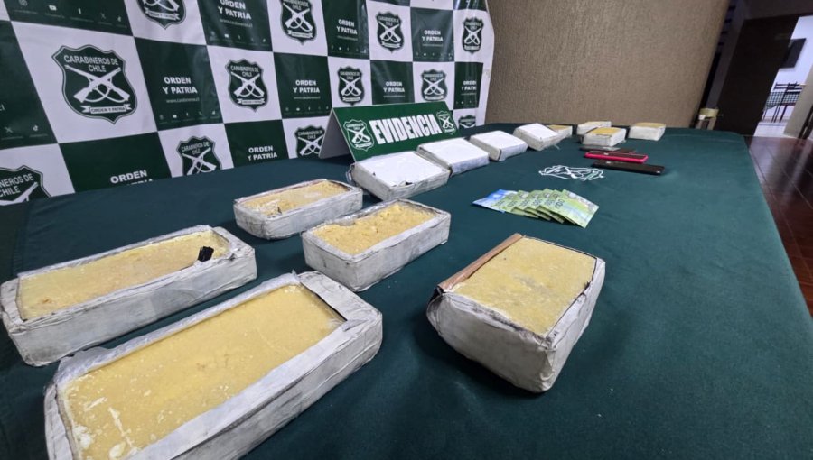 Detienen a dos bolivianos con más de 13 kilos de cocaína en bus fiscalizado en Nogales