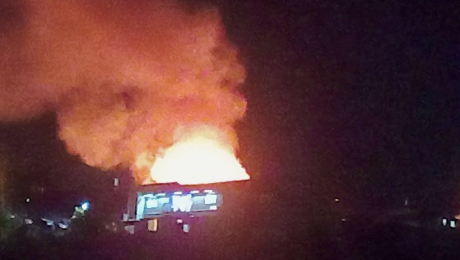 Tragedia en Viña del Mar: mujer de 82 años pierde la vida en incendio que afectó a dos viviendas en el paradero 12 de Achupallas