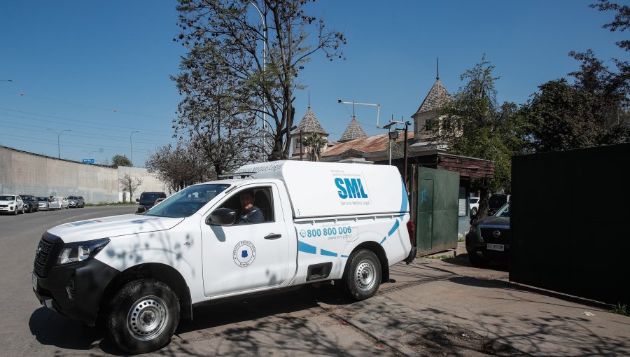 Gendarme fallece en dependencias de la institución en Santiago: su deceso habría sido por causas naturales