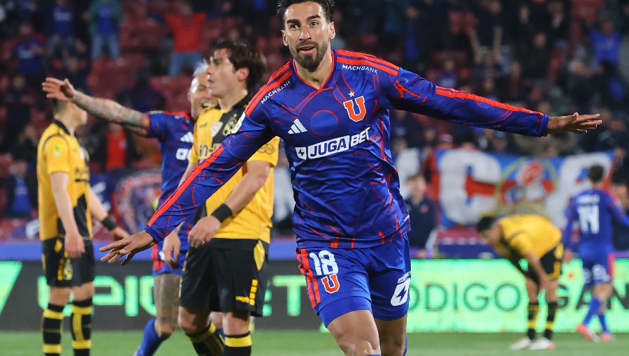 La U remonta ante Coquimbo Unido y vence 4-2 en el Estadio Nacional