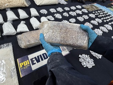 PDI desbarata laboratorio de drogas en La Pintana y detiene a seis personas