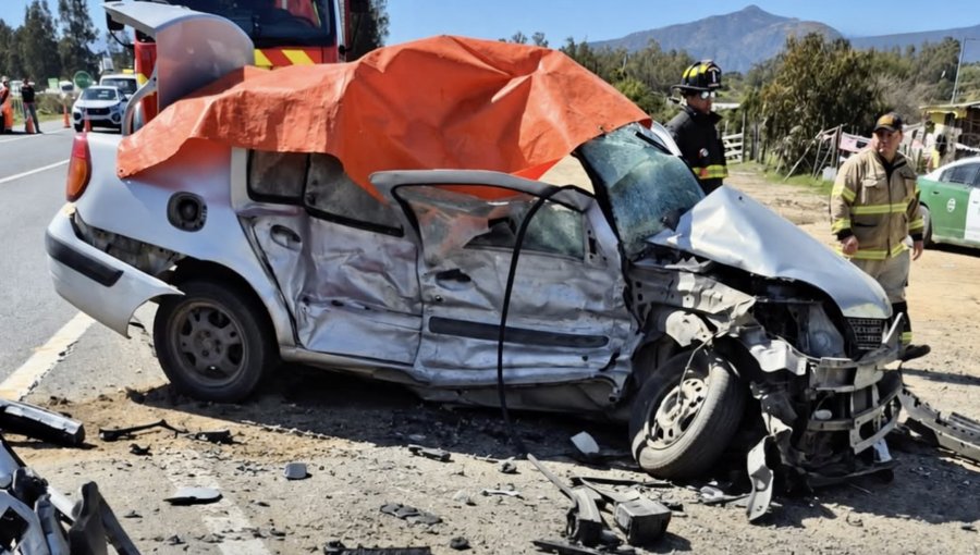 Accidente de tránsito en Casablanca deja un fallecido y dos personas gravemente heridas