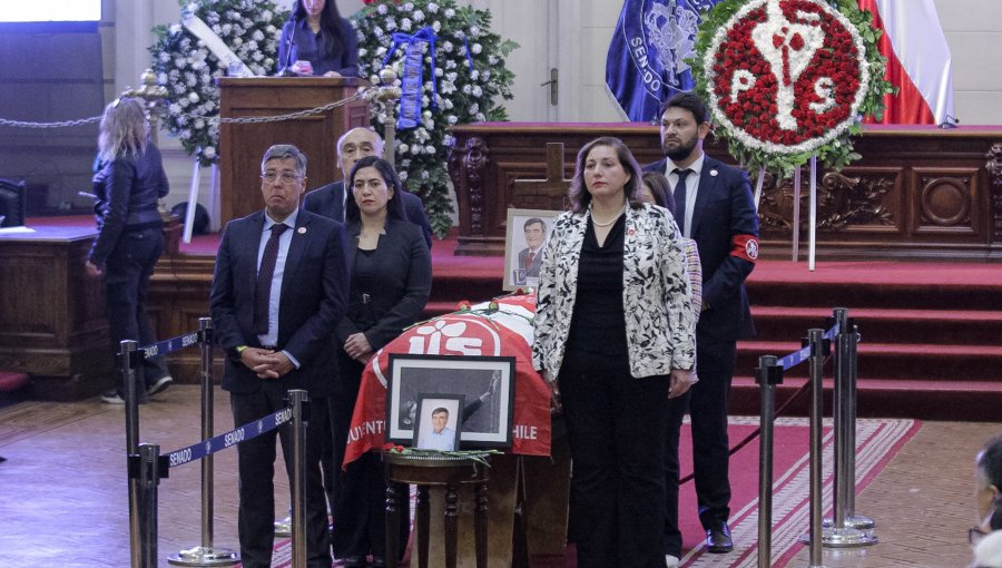 Vodanovic reivindica legado de Escalona y llama a la unión para defender la democracia y que "no avance la ultraderecha"