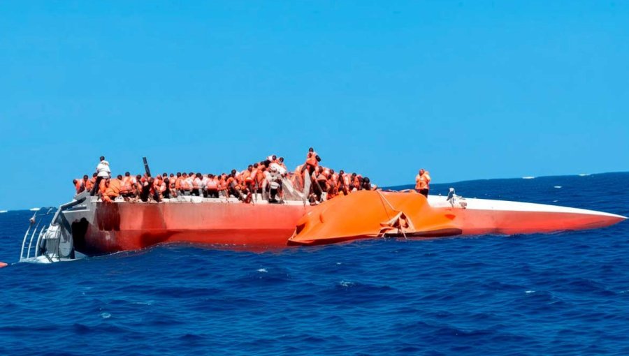 Aumentan a 14 los fallecidos por el hundimiento de un ferry frente a las costas del norte de Chipre