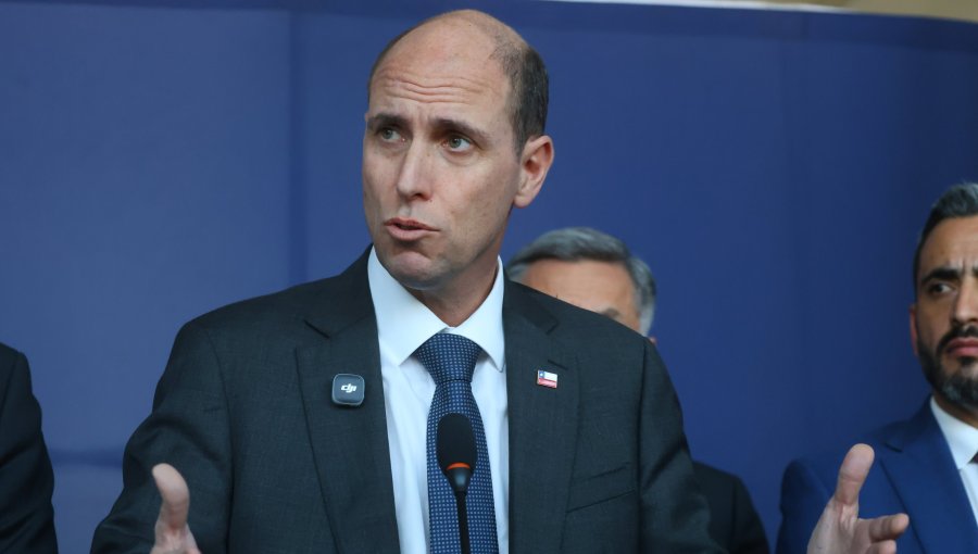 Ministro Arrau destaca "compromiso transversal" para dejar diferencias de lado y poner foco en la seguridad