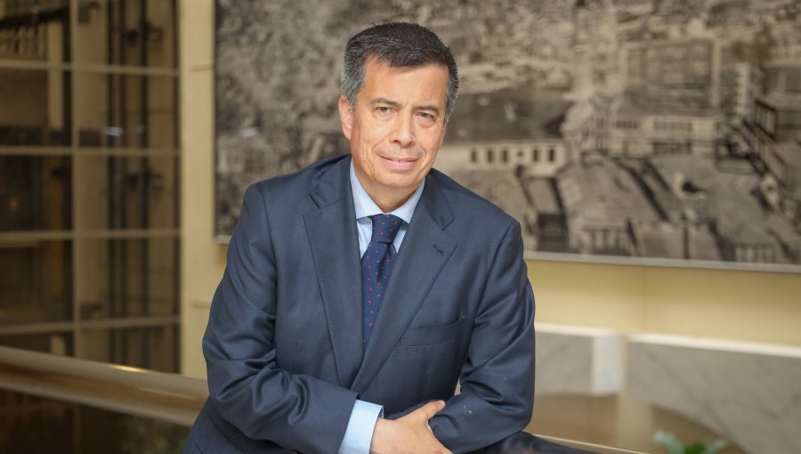 Andrés Celis se aleja de sus labores legislativas para someterse a trasplante de médula y promete volver "con más fuerza y energía"