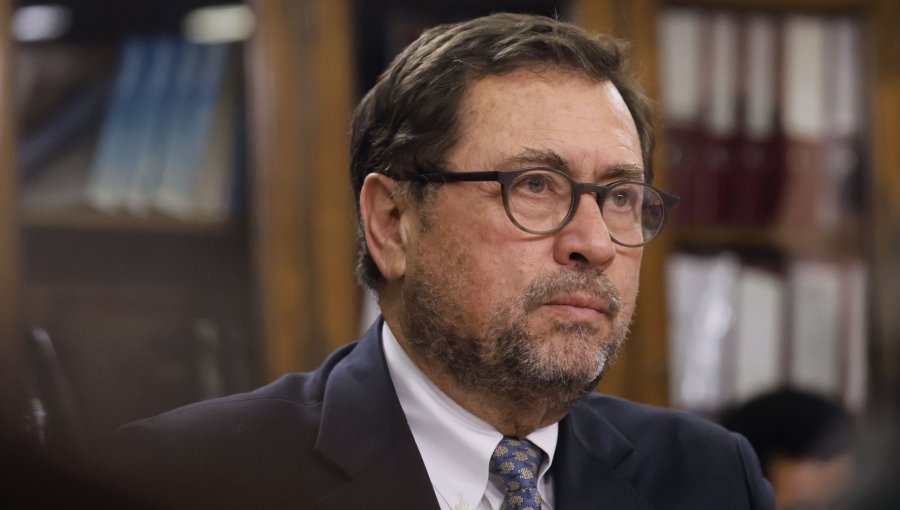 Cámara de Diputados aprueba interpelación al canciller Francisco Pérez Mackenna por su gestión en política exterior