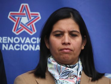 Presidenta de RN califica de "impropias" las declaraciones del ministro Barros sobre la senadora Núñez