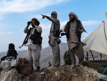 ONU lamenta el "silencio ensordecedor" global por restricciones impuestas por los talibanes tras su vuelta al poder en Afganistán