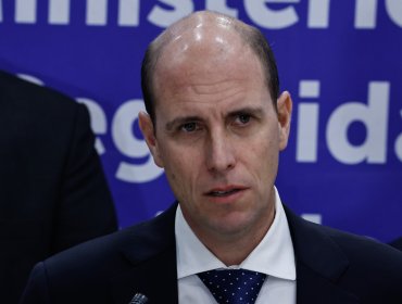 Ministro Arrau evita emitir juicio sobre dichos del embajador de EEUU: "Soy un humilde ministro"