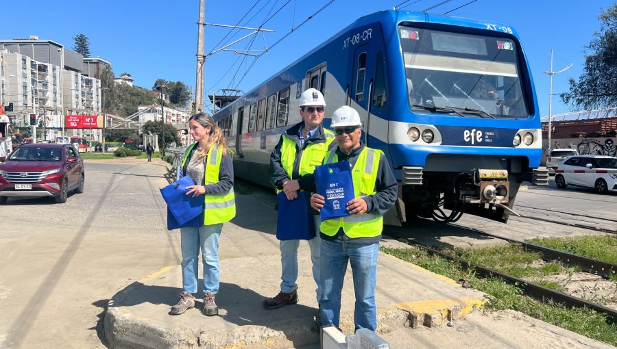 “Pare, Mire y Escuche”: EFE refuerza prevención en cruces ferroviarios de Valparaíso