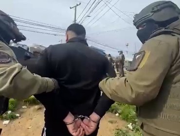 Sujeto fue detenido tras agredir a su madre, apuñalar a su padrastro y amenazarlos con quemar su vivienda en Limache