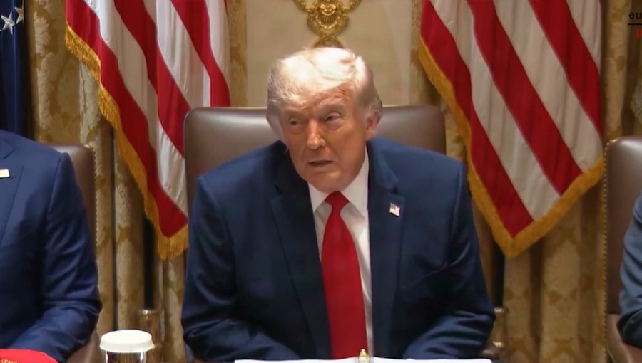Trump cuestiona intervención del Reino Unido en Malvinas y ofrece mediar