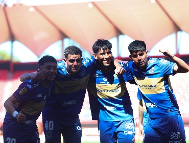 Everton vence a Ñublense de visita y escala al cuarto lugar del torneo