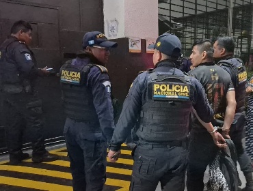 Policía de Guatemala levanta bloqueos en carreteras tras protestas por alza en el precio del combustible
