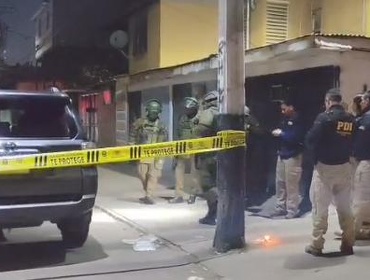 Un muerto y dos heridos tras balacera desde un vehículo en Quilicura