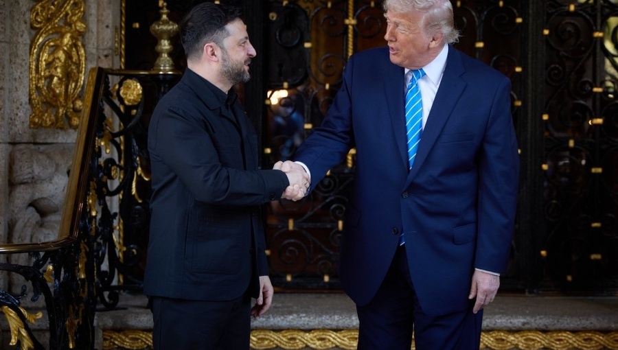 Trump insta a Zelenski a detener ataques a la industria petrolera rusa
