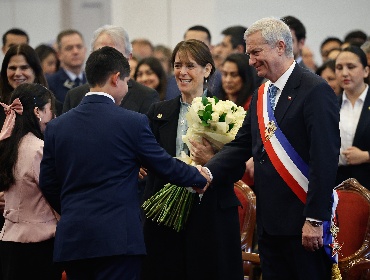 Kast llama a la unidad tras Te Deum: "Tenemos que salir adelante juntos"
