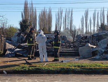 Personal de la PDI realiza peritajes genéticos para identificar a víctimas de tragedia en Pitrufquén