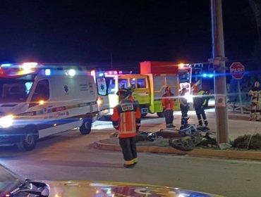 Motociclista pierde la vida tras chocar contra una barrera de seguridad y un poste en Zapallar