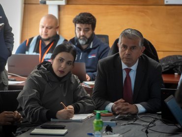 Senadora Cariola lleva a autoridades de la V Región las urgencias recogidas en terreno tras el temporal