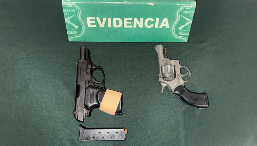 Detienen a tres colombianos por asaltar y golpear a una mujer en el barrio Franklin de Santiago