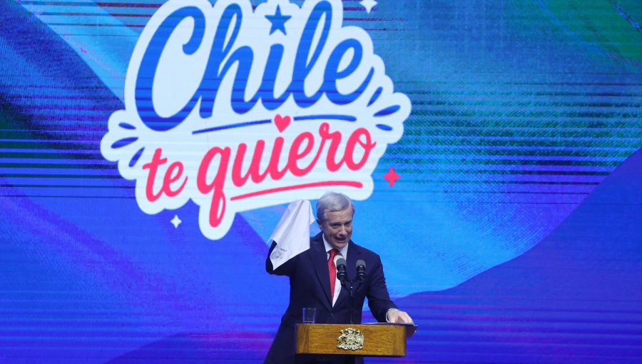 Presidente Kast inauguró las fondas en el Parque O’Higgins con paya donde mencionó el Estrecho de Magallanes y un pie de cueca