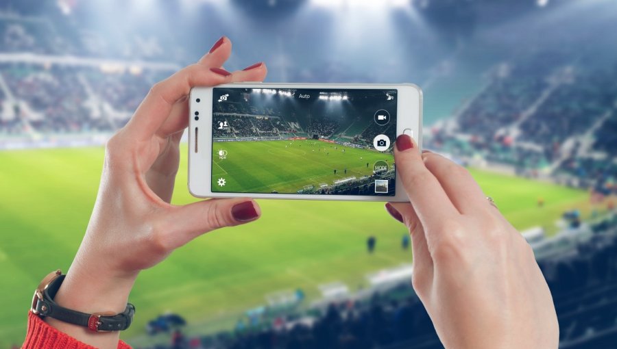 La transformación digital del fútbol chileno: datos en tiempo real y nuevos hábitos de consumo en la era multidispositivo
