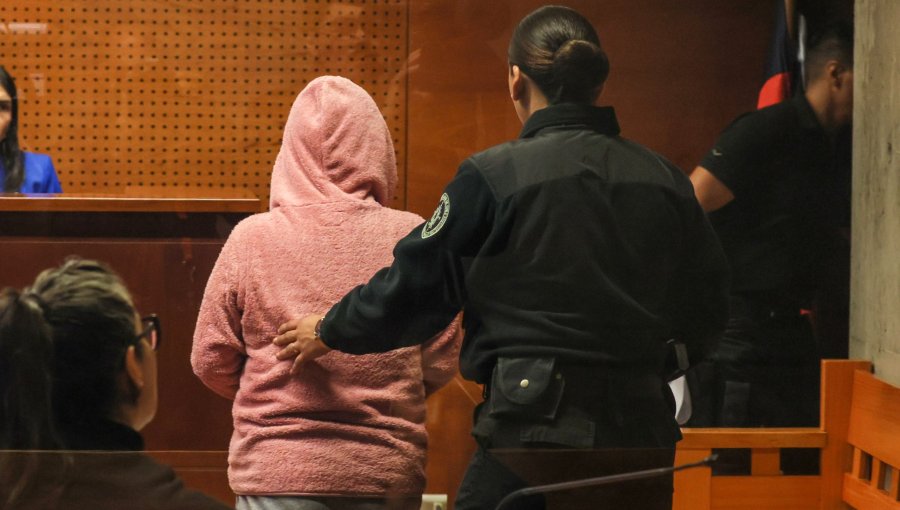 Con arraigo nacional queda adolescente de 15 años que habría intentado asfixiar a su bebé de sólo cinco meses en Valparaíso
