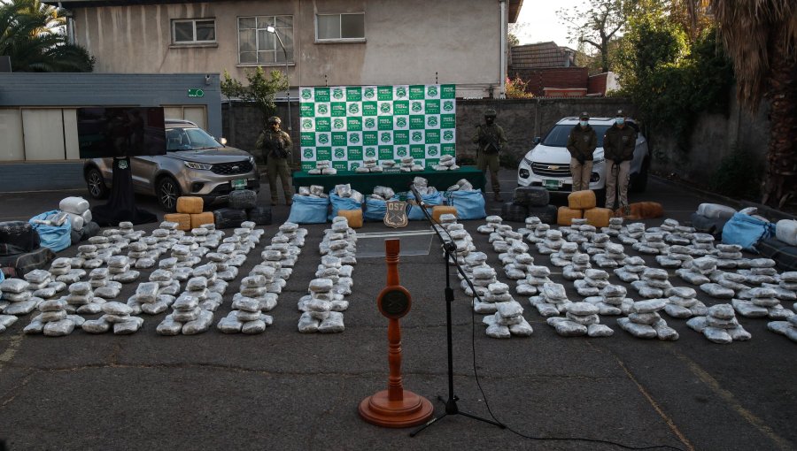 Incautan más de una tonelada de droga y desarticulan dos organizaciones criminales en Puente Alto