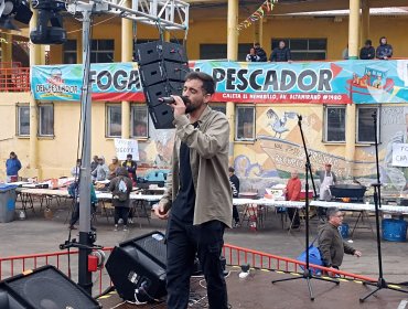 Tradición y compromiso social: La Fogata del Pescador de Valparaíso inició por primera vez con un emotivo show por la niñez