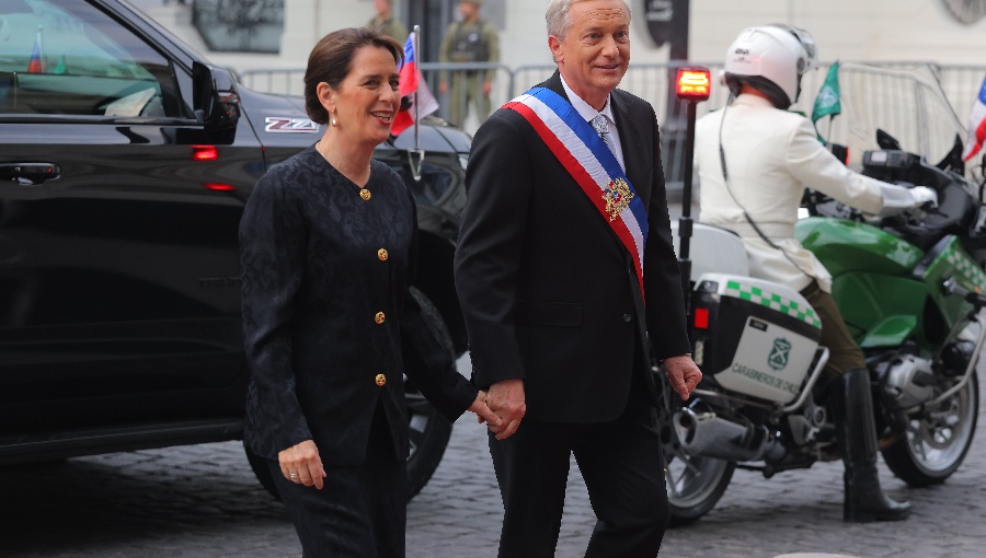 Presidente Kast encabeza su primera Parada Militar en el Parque O'Higgins