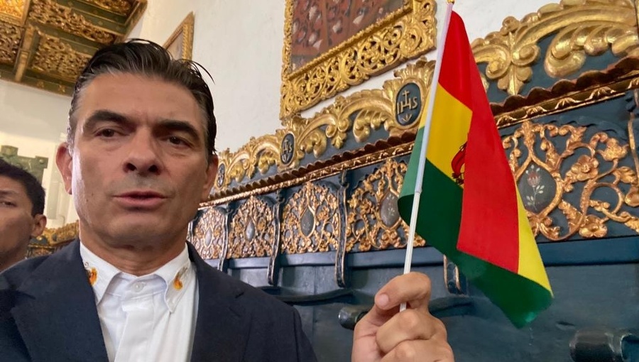 Presidente de Bolivia anuncia fin de subsidio al diésel de US$ 2.600 millones