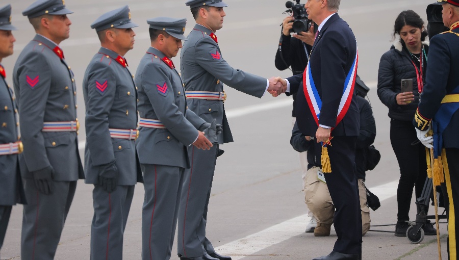 Presidente Kast destaca labor de las Fuerzas Armadas en su primera Parada Militar