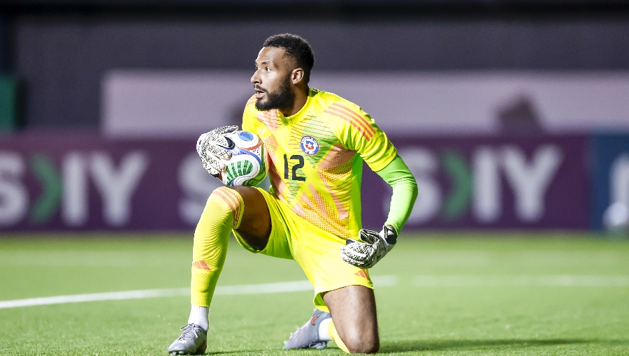 Swansea de Vigouroux vence a Lincoln y se afianza como líder de la Championship